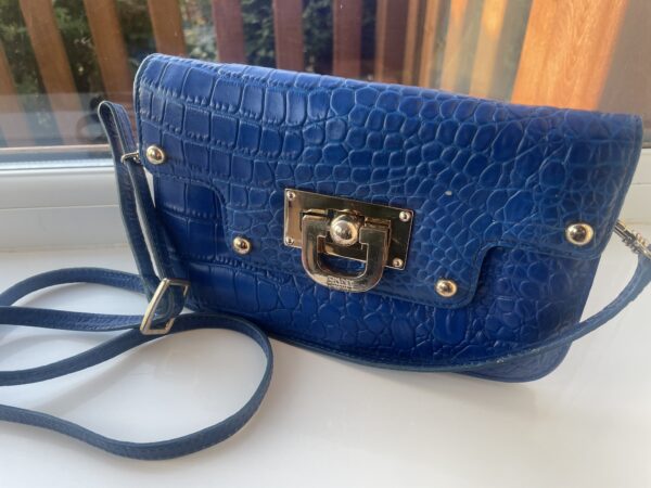 VINTAGE DKNY LEATHER CROSS BODY BAG - Image 5