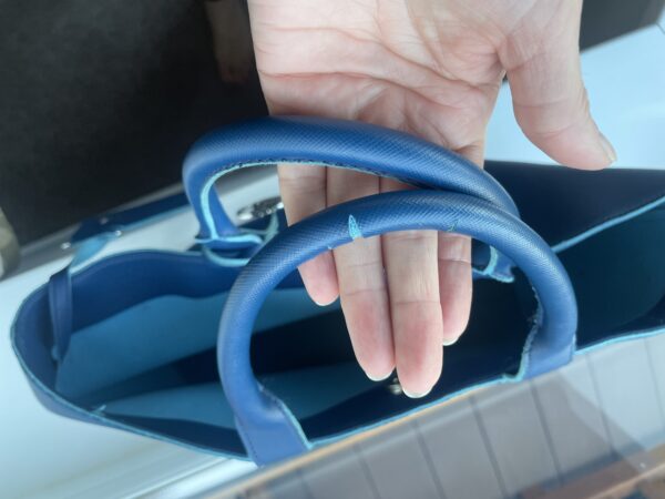 ARMARNI JEANS TOTE BRIGHT BLUE - Image 6