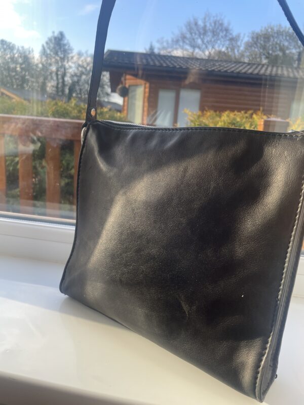 JUST CAVALLI BLACK SHOULDER BAG - Image 2
