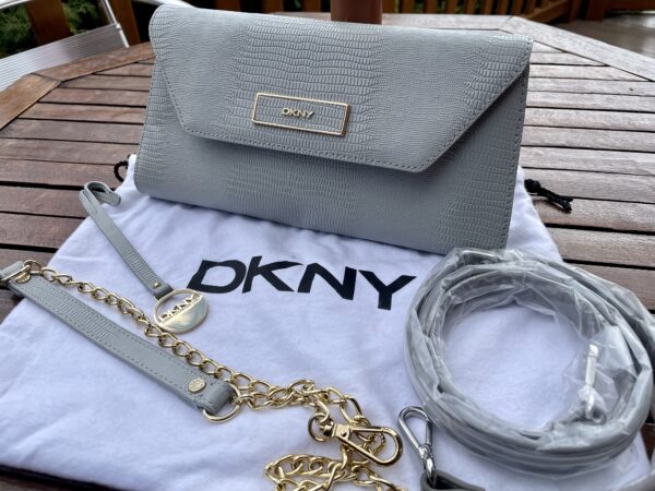 DKNY GREY CROSS BODY LEATHER BAG - STUNNING