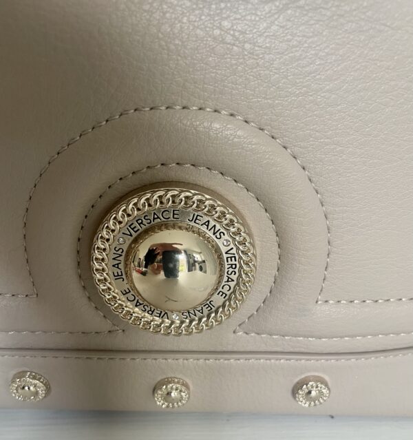 PRE-LOVED VERSACE BEIGE TOTE DUO - Image 5