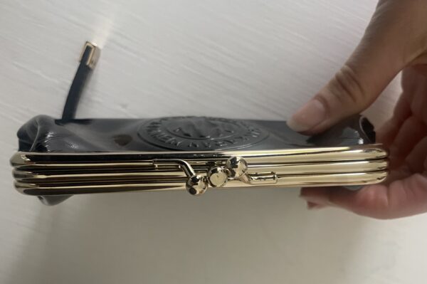 DKNY COIN PURSE VINTAGE BLACK PATENT LEATHER - Image 3