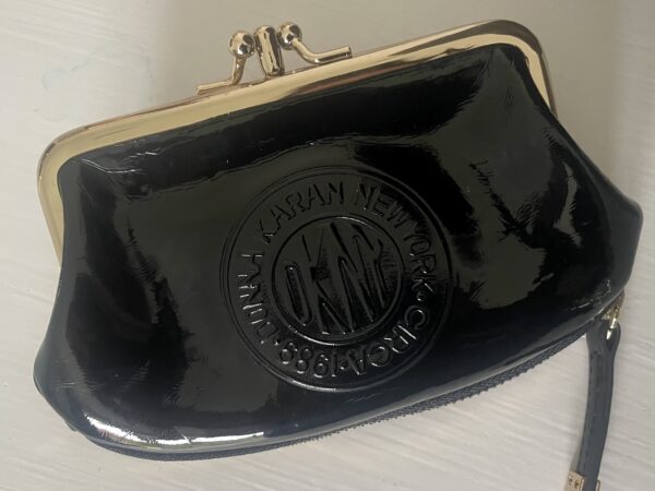 DKNY COIN PURSE VINTAGE BLACK PATENT LEATHER