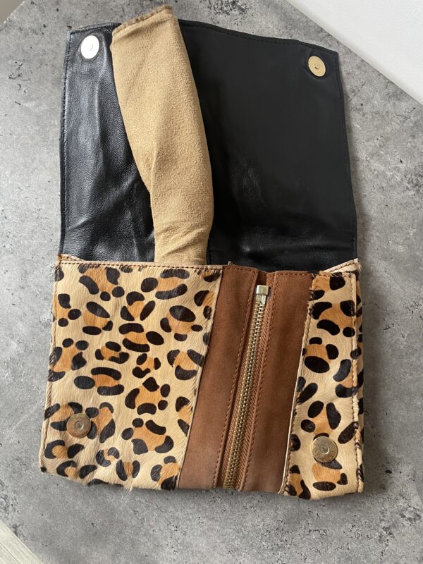 JIMMY CHOO MARTHA UNUSUAL LEOPARD PRINT SUEDE CLUTCH 🐆 - Image 2