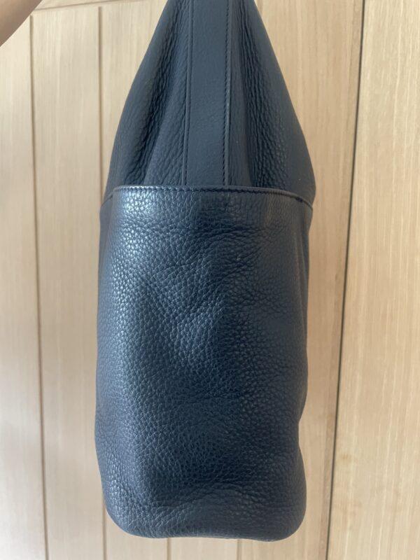 TOMMY HILFIGER ICONIC LEATHER BAG - Image 5