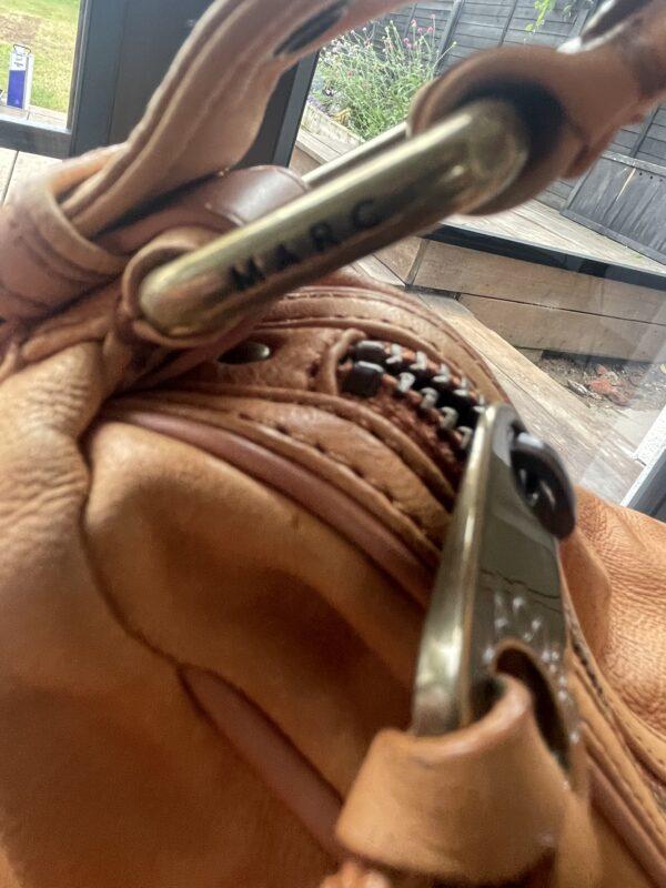 VINTAGE MARC JACOBS DUO IN TAN - Image 4