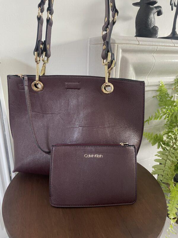 STUNNING CALVIN KLEIN BURGUNDY BAG