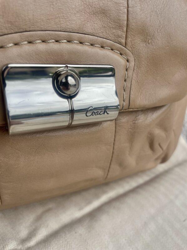 COACH EAST WEST NUDE PRE-LOVED - Image 3